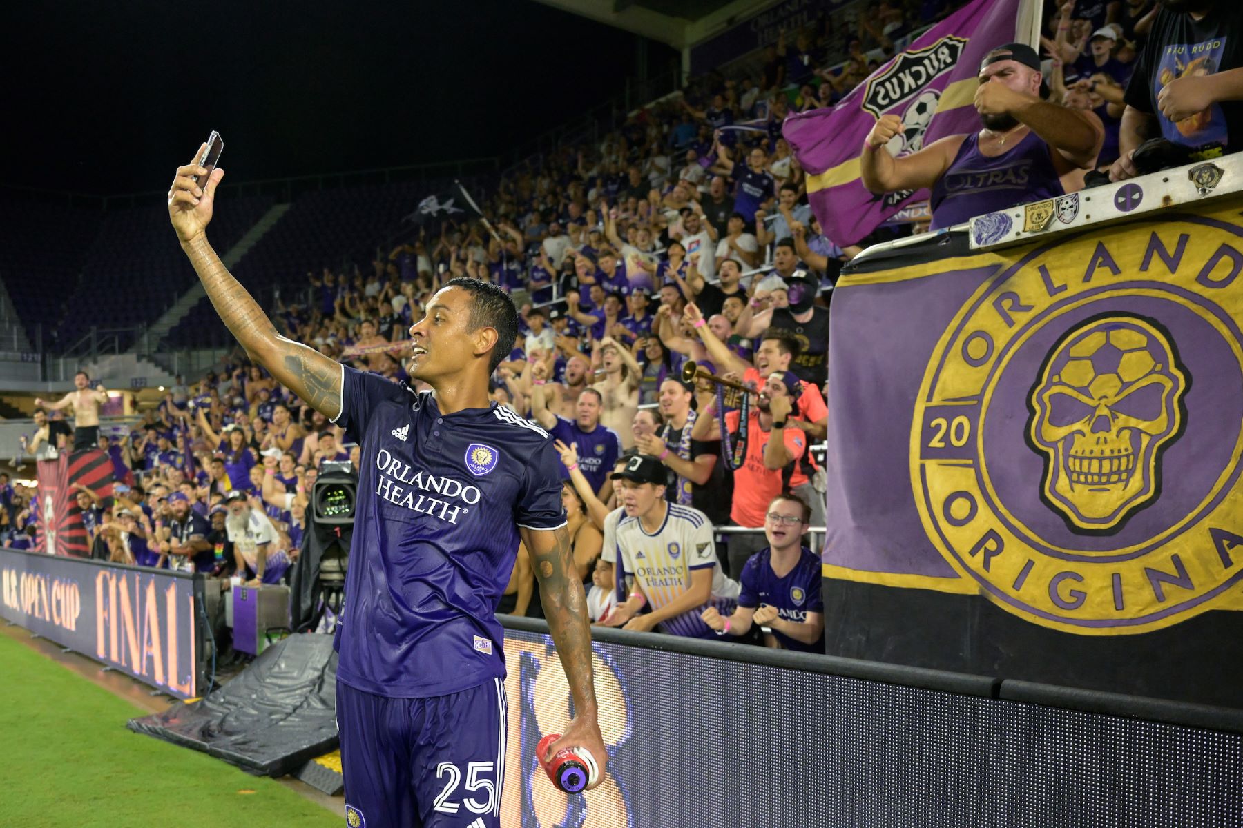 Something for our city to rally behind': Orlando City to welcome fans back  into Exploria Stadium – WFTV