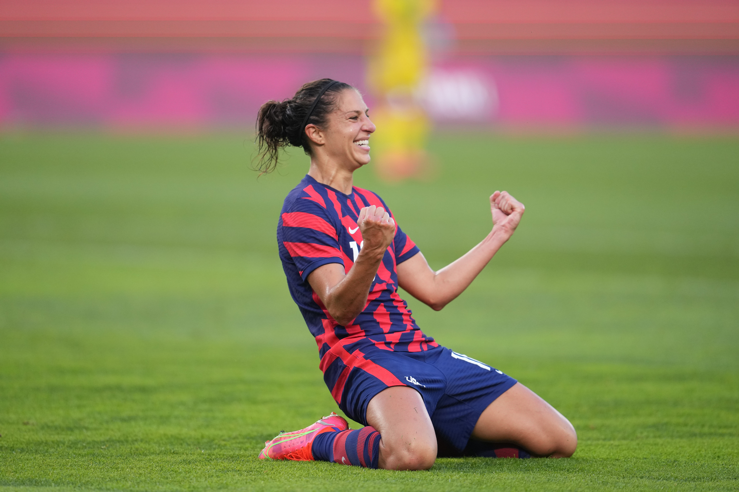 Who is US soccer star Carli Lloyd and what is her net worth?